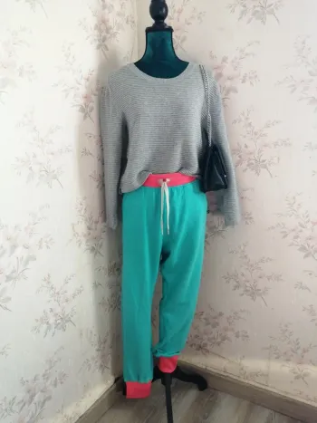 Pantalon jogging turquoise coupe loose avec détails corails poches / sweat pants / (16ans-S)