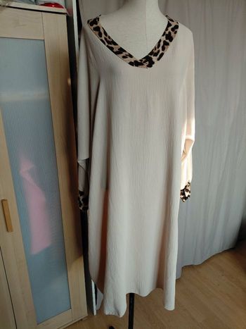 Très jolie robe longue d'été femme T U 