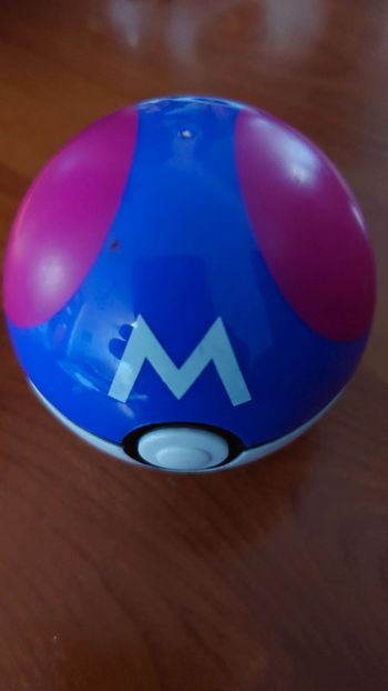 Nintendo - Pokeball Bandaï avec figurine