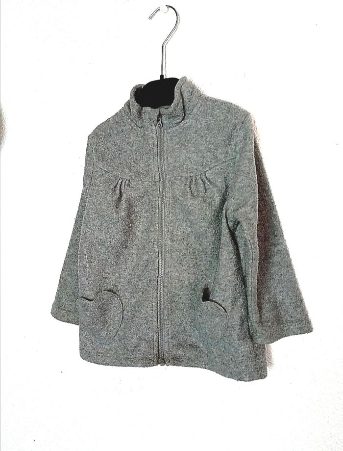 3 ans  kidkanai veste, gilet polaire zippé gris poche en forme de cœur toutes saisons /Excellent état - photo numéro 15