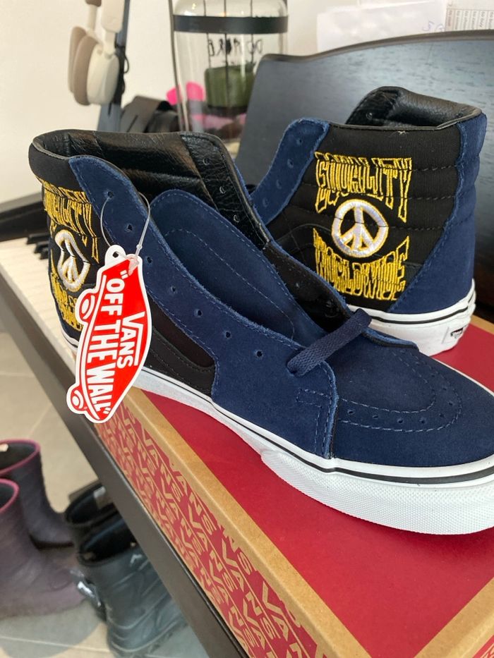 Vans sk8hi montantes en daim bleu taille 38,5 - photo numéro 2