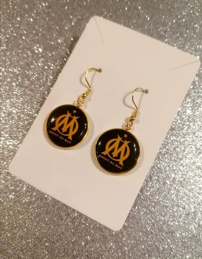 Boucle d'oreille olympique de Marseille - photo numéro 2