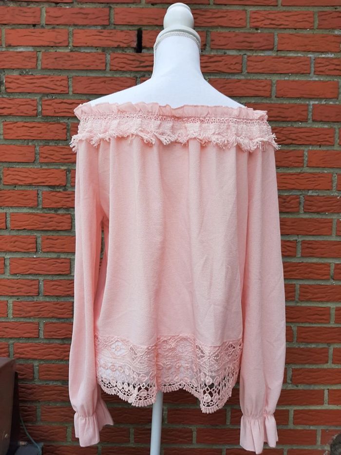 Blouse épaules dénudées - photo numéro 2