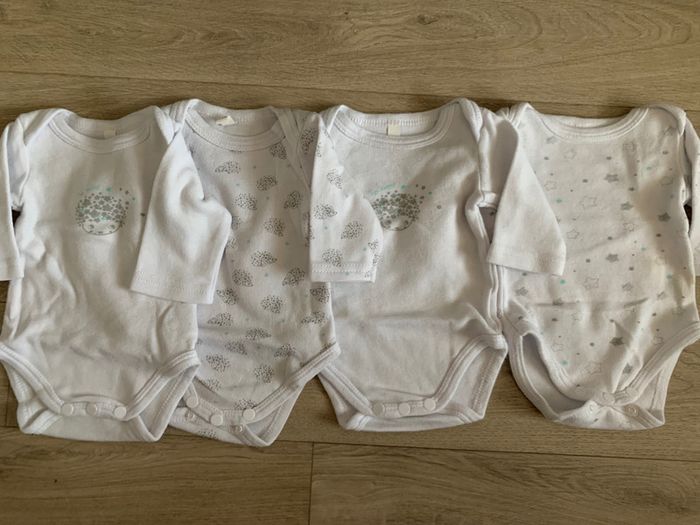 Bodys 1 mois - photo numéro 2