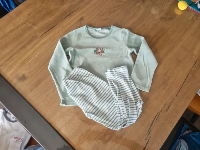 Lot 4 pyjamas petit bateau - photo numéro 4