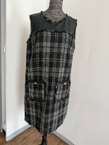 Robe Liu Jo sans manches T. 44 FR – Motif vichy noir et blanc