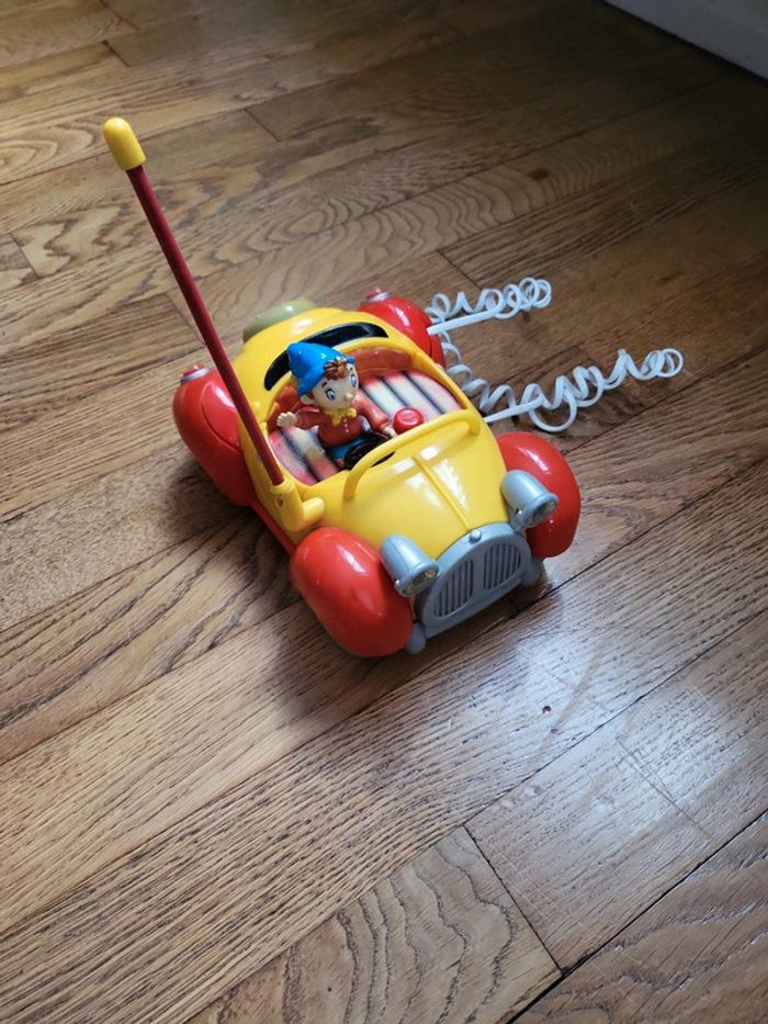 Voiture telephone Oui Oui