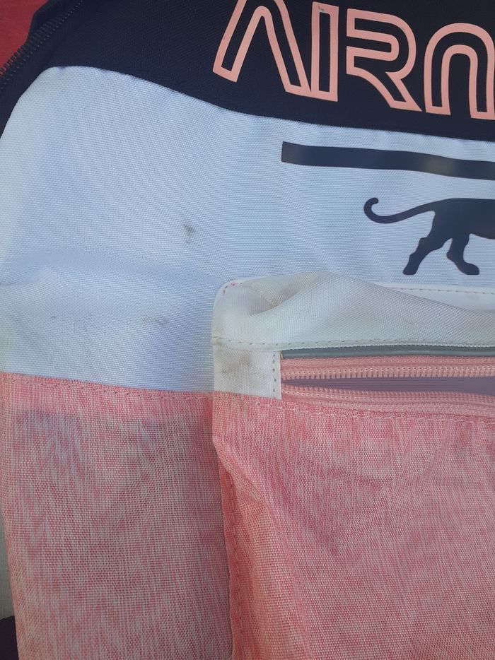 Sac à dos + sa trousse - photo numéro 2