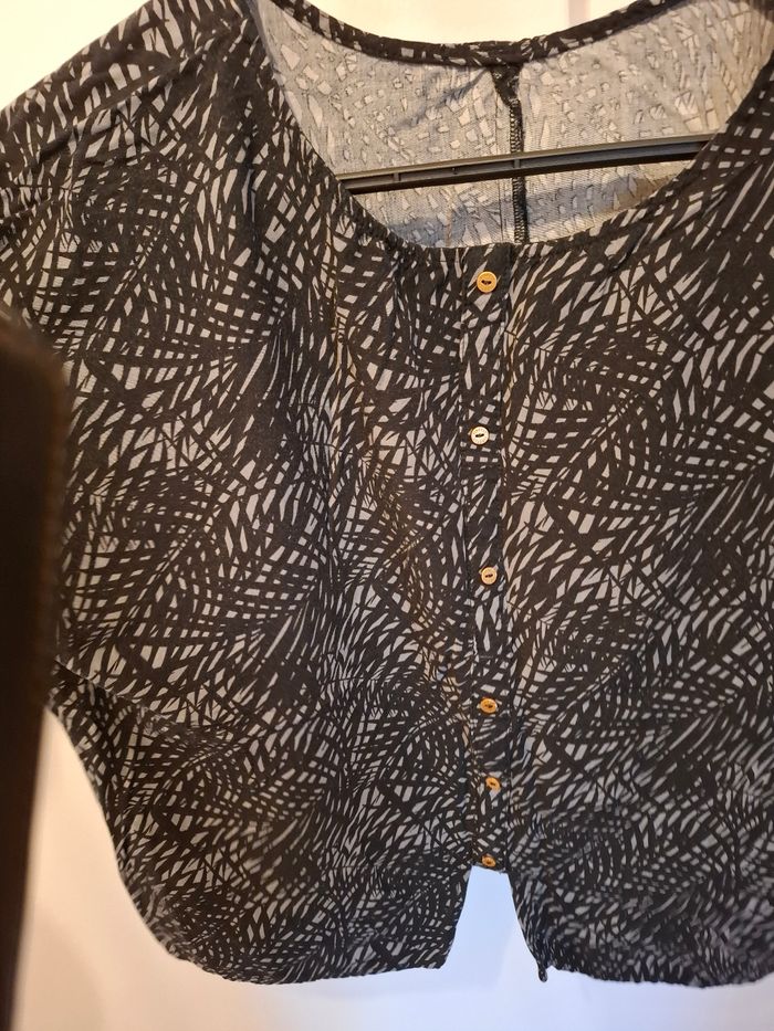 Tee shrist - photo numéro 2