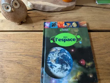 Dans l'espace