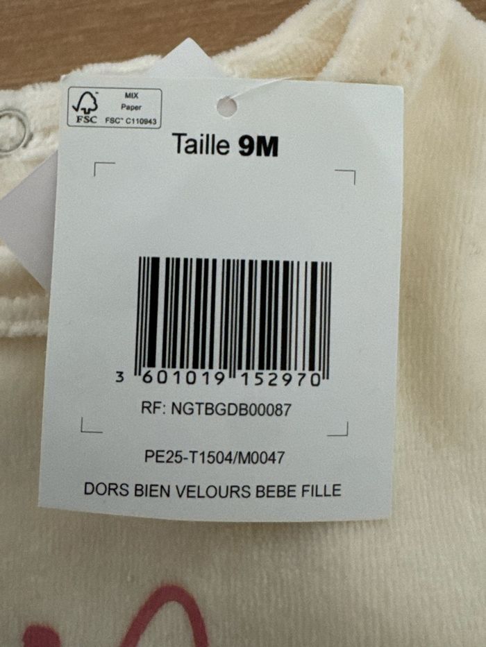 Pyjama 9 mois - neuf avec étiquette - photo numéro 6