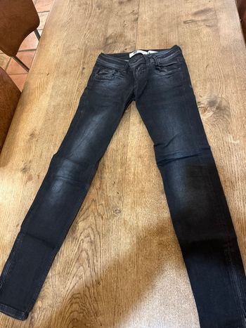 Jean  neuf taille 34 serré taille basse Denin Rules By TRF