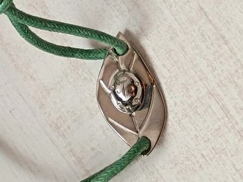 Bracelet vert coccinelle ajustable