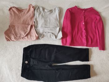 Lot de vêtements fille 3 à 3 ans 