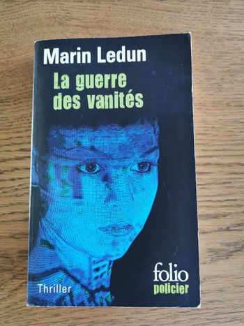 Livre La guerre des vanités de Marin Ledun , bon état