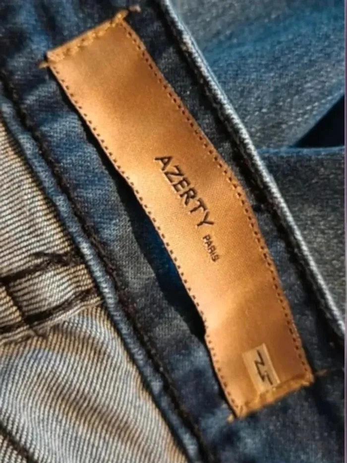 Jean Azerty paris ,coupe slim ,taille basse ,texture stretch - photo numéro 5