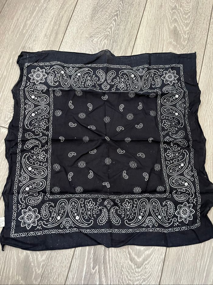 Lot 4 bandanas - photo numéro 3