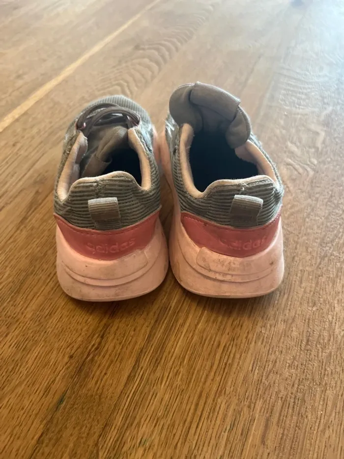 Chaussure bébé - photo numéro 4