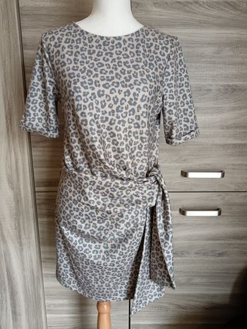 Robe motif léopard taille M