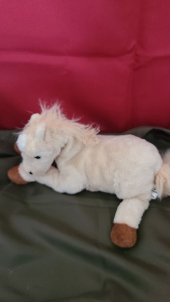 Peluche Doudou Cheval Poney beige CP INTERNATIONAL
