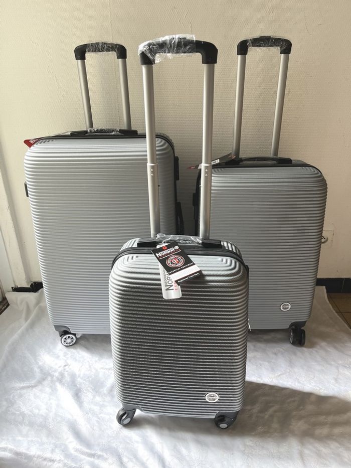 Set 3 valises rigides Geographical Norway gris à 4 roulettes, 1 valise à cabine 20 pouces, 1 moyenne - photo numéro 5