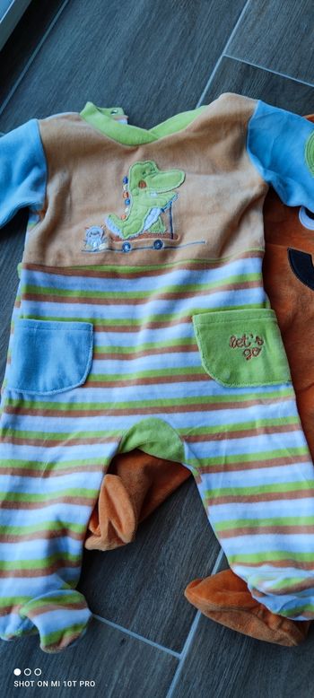 Lot 3 pyjamas 6 mois