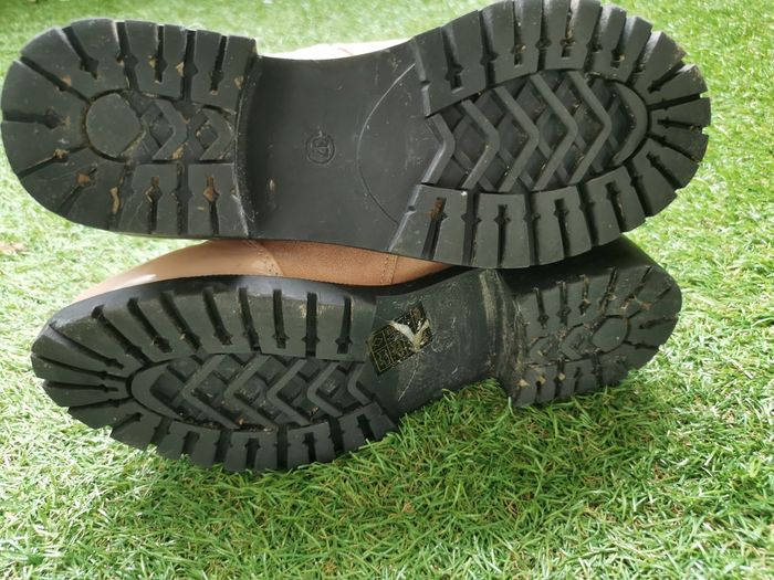 Bottine beige bi-matière P. 37 - photo numéro 7