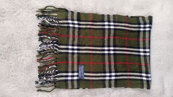 Écharpe Burberry kaki Made in England 