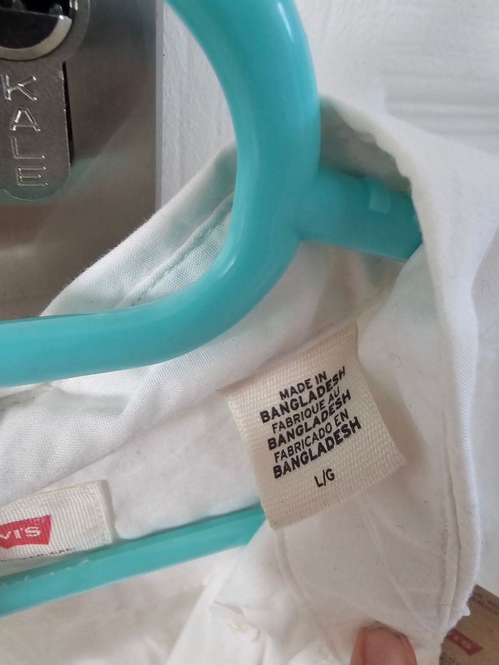 Chemise homme blanche levis original neuve avec etiquette 30€ - photo numéro 9