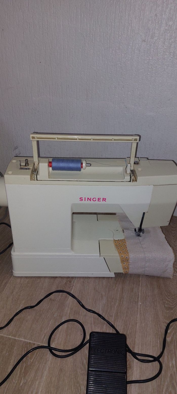 Machine à coudre singer - photo numéro 6