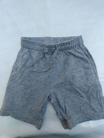 Short Kiabi 6 ans