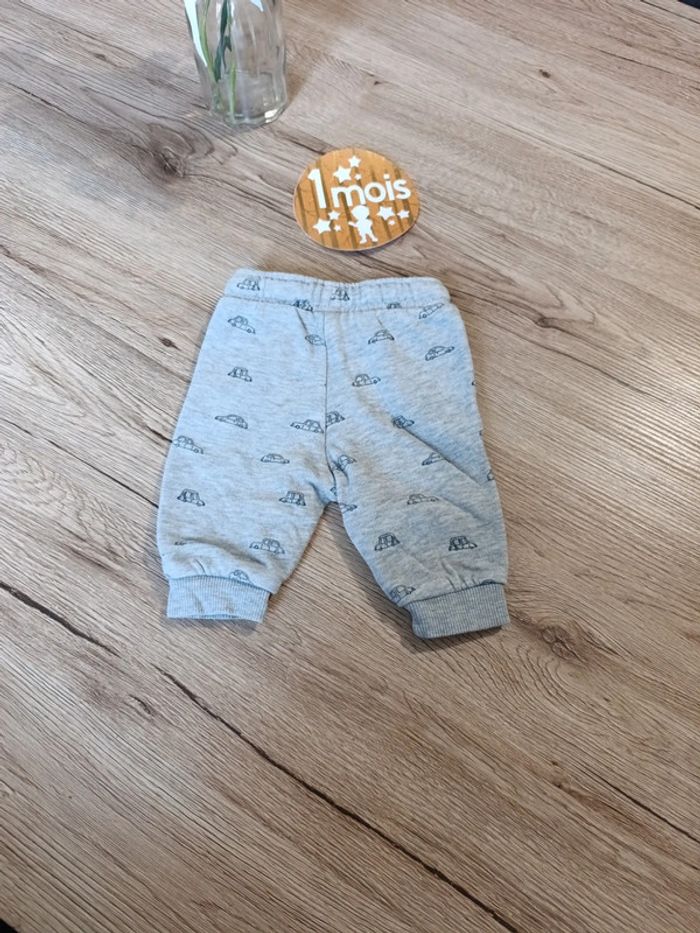 Jogging Kiabi 1 mois neuf - photo numéro 4