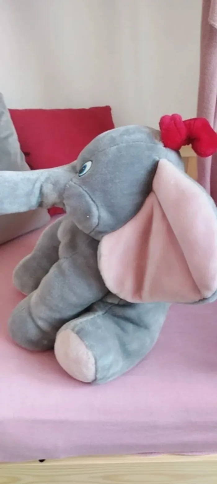 Peluche Dumbo - photo numéro 3