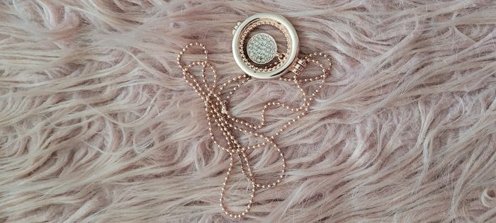Collier long