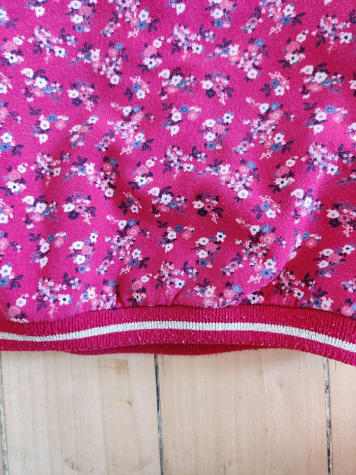 Sweat/pull à fleurs - photo numéro 3