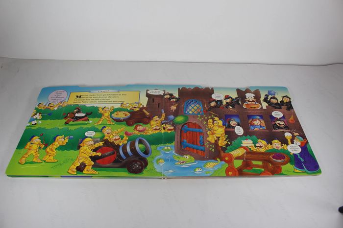 Fisher Price Livre Pop Up Les chevaliers arrivent 1998 - photo numéro 4
