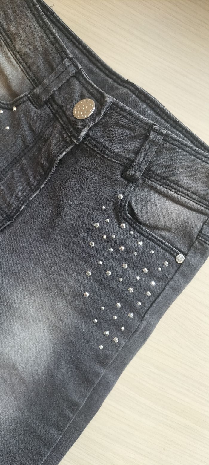 Jean noir - photo numéro 2