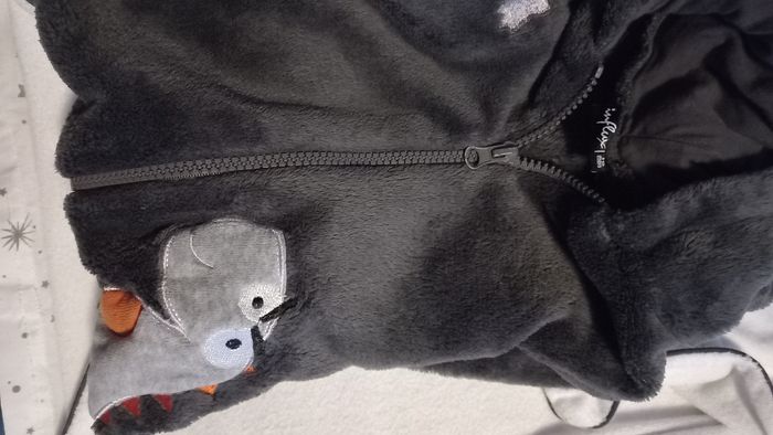 Combinaison dinausaure 18 mois - photo numéro 3