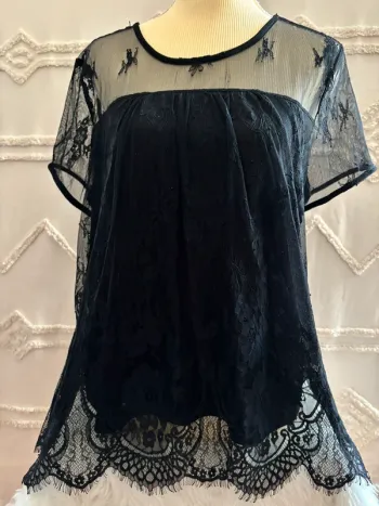 Haut noir en dentelle Teddy Smith – taille 3