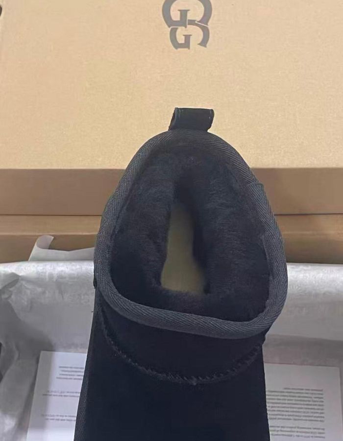 Ugg Classic Plateau Schwarz 39 - photo numéro 4