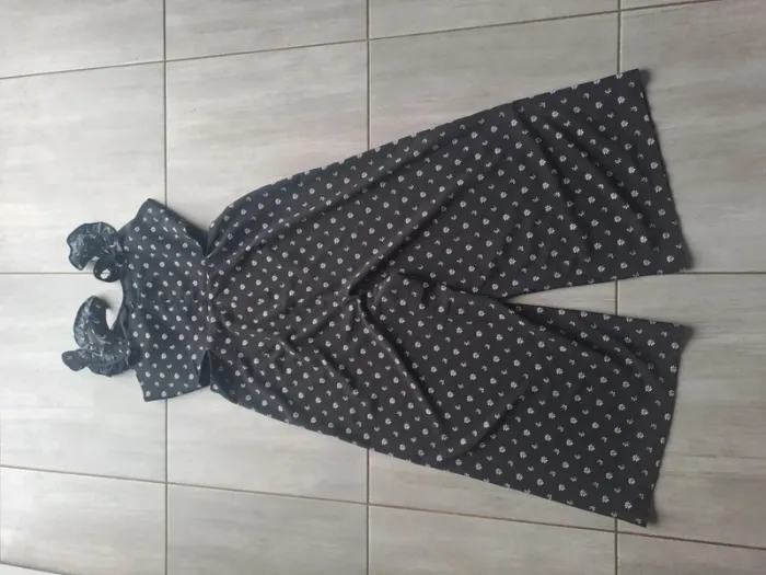 Combi noir à petite fleurs Jennyfer Taille M - photo numéro 7