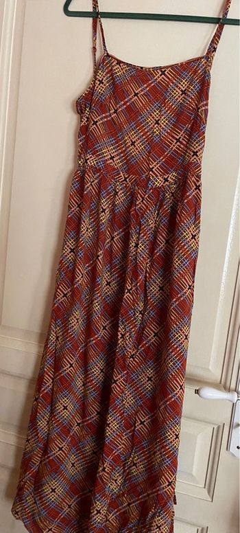 Robe fluide rétro bretelle estivale collab Elisa Nalin