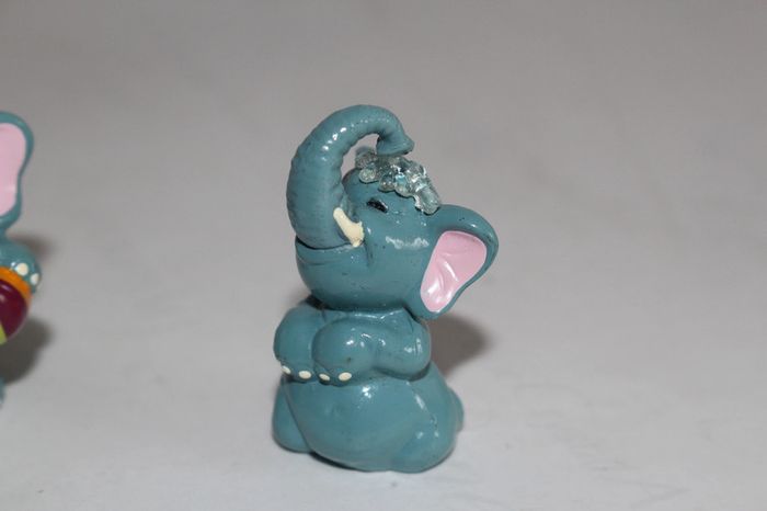Kinder Surprise Elephants Beach 1995 Figurines Miniatures - photo numéro 4