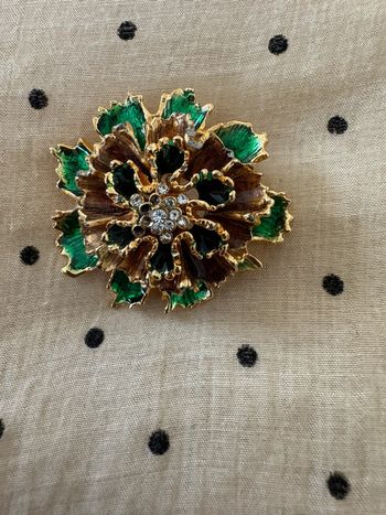 Broche