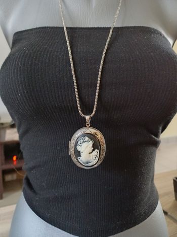 Collier Camée porte photo