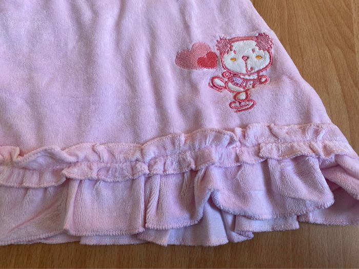 Belle robe en velours rose sans manches T. 3 mois fille TBE - photo numéro 5