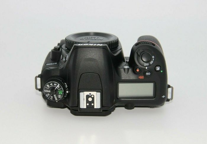 Nikon D7500 - photo numéro 3