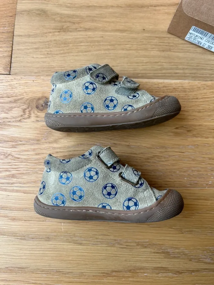 Chaussures garçon Naturino taille 22 - photo numéro 2