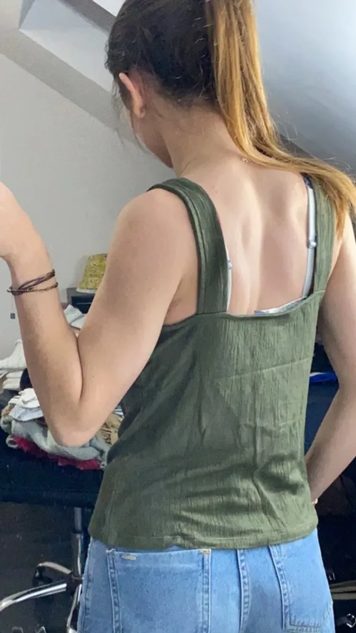 Débardeur kaki kiabi - photo numéro 2