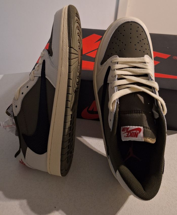 Black friday Nike air Jordan Travis Skott  taille 42  neuve avec étiquettes 🏷 - photo numéro 9